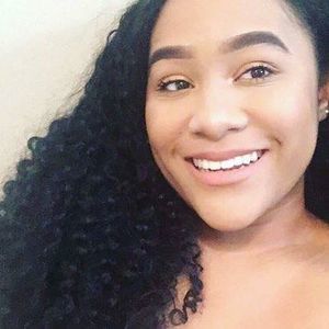 Meet your Posher, Yasmin